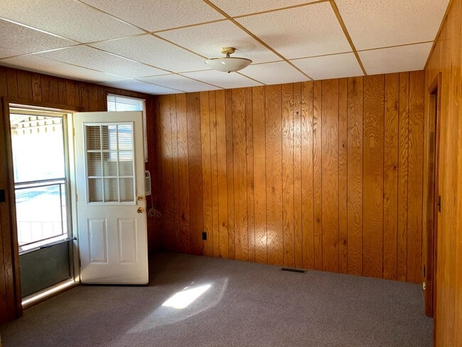 Photo - Well maintained 1 bedroom apartment 30 minutes from Asheville in downtown Marion, NC Unit #2