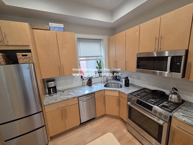 Building Photo - 6 Foster St Unit 3