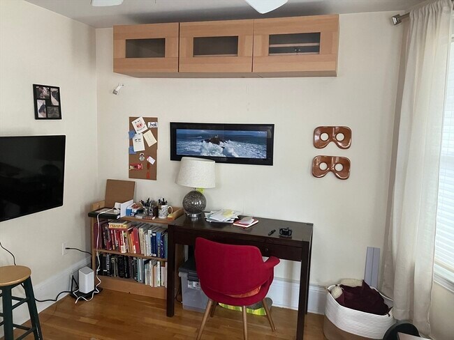 304 Allston St Unit 01
