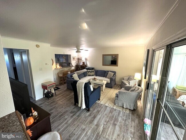 38319 Thistle Ln
