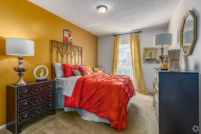 2 BR, 2 BA - 1,035SF - Primary Bedroom