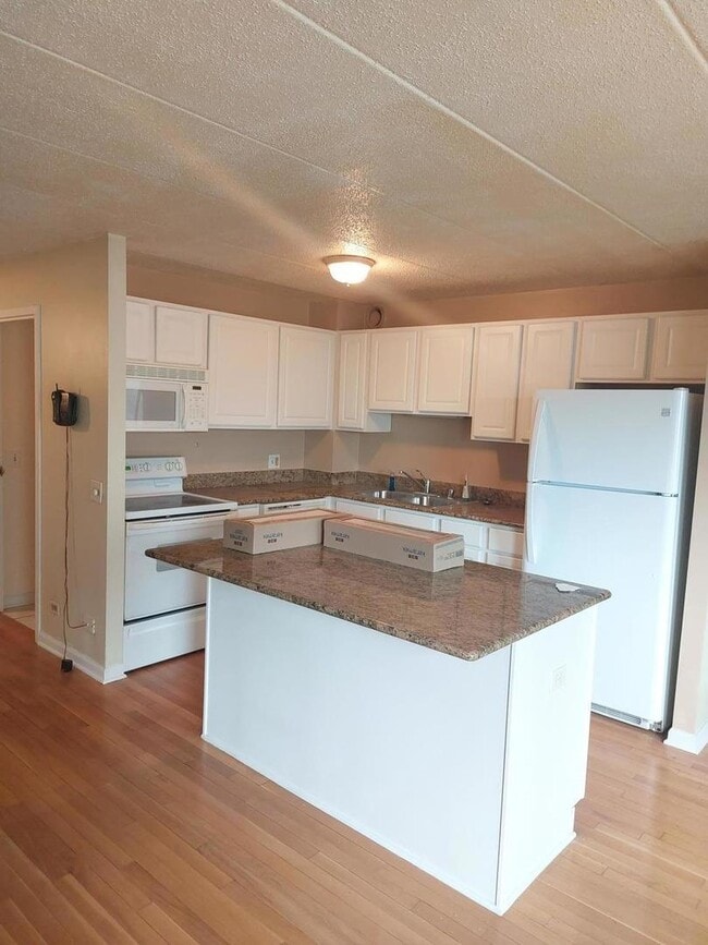 Photo - 711 W Gordon Terrace