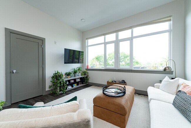 Photo - 408 Mystic Ave Unit 306