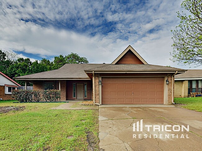 Photo - 404 Lemon Dr