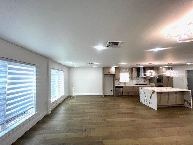 Photo - 12318 Queensbury Ln