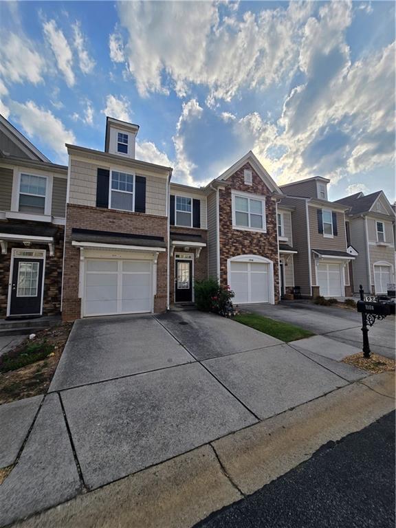 Photo - 1934 Dilcrest Dr