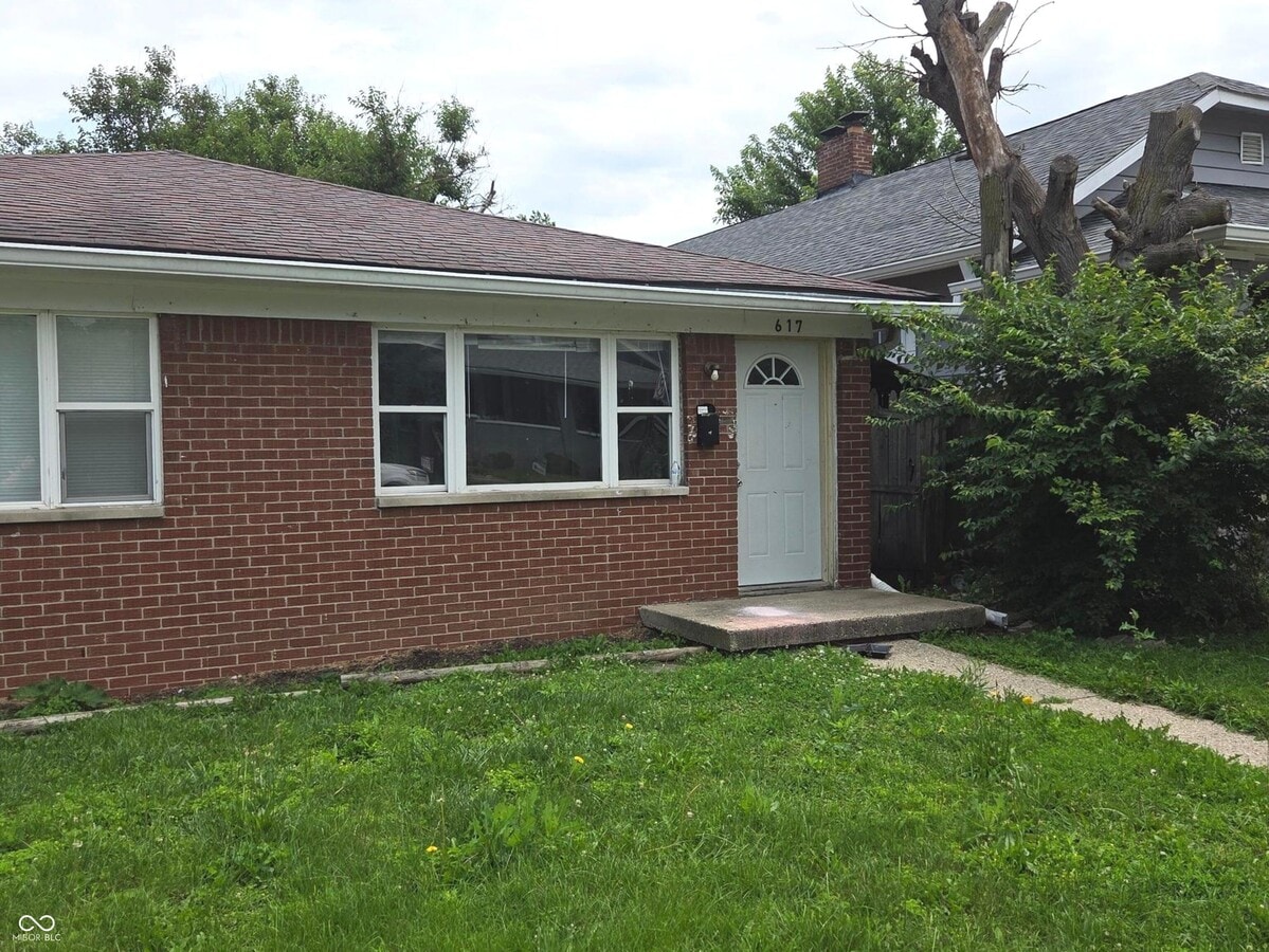 Photo - 617 N Oxford St
