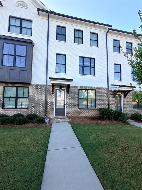 Photo - 605 Millcroft Blvd