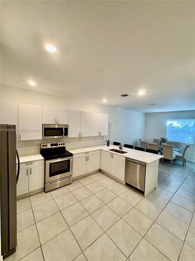 Photo - 1020 SE 26th Ter