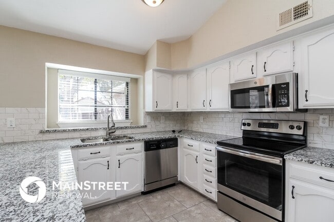 Photo - 8414 Kensington Dr