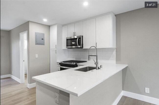 Photo - 1024 Mission Dr Unit B