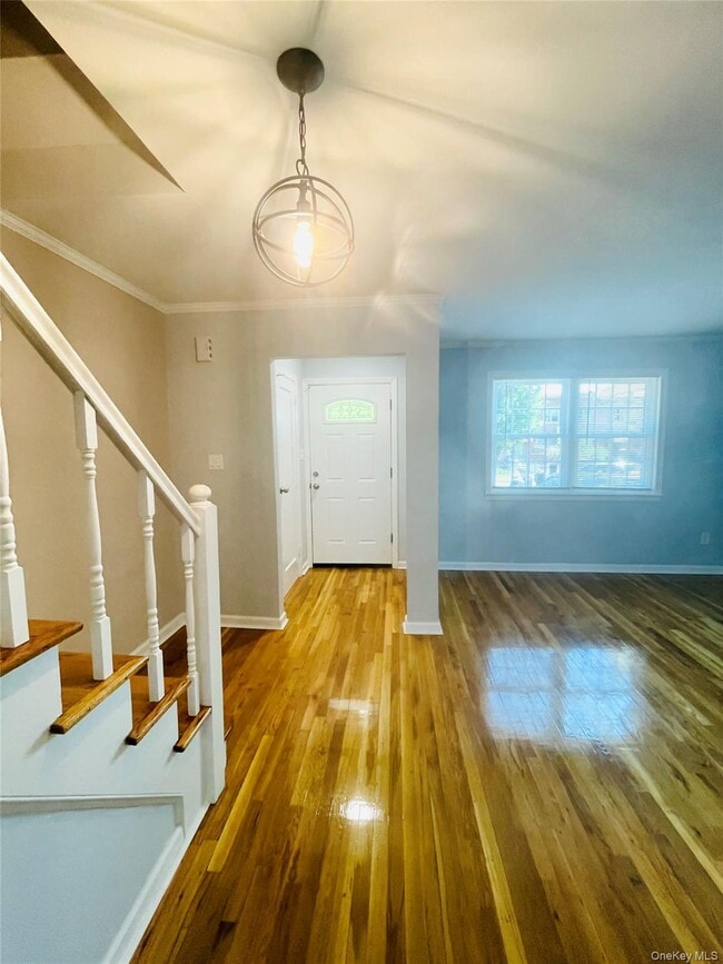 Photo - 150-22 58th Ave