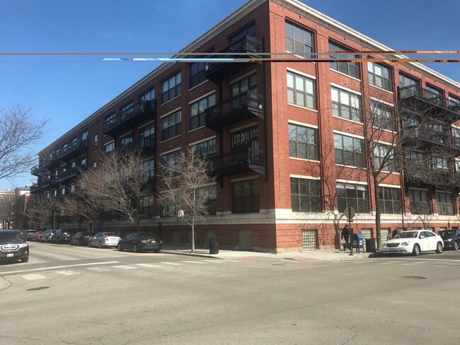 Photo - 1040 W Adams St Unit 1040 W Adams