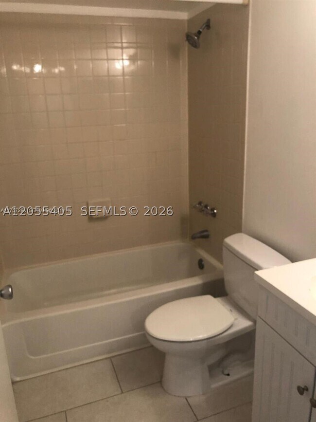 Photo - 106 Palm Cir W Unit 106