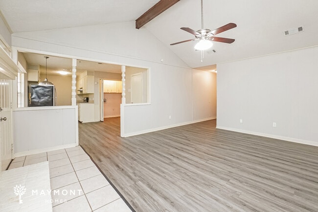 Photo - 126 Oak Hill Pl