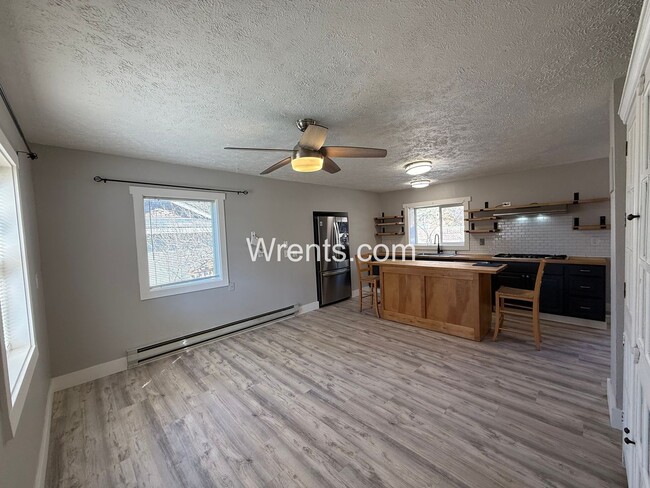 Photo - Cozy Lakeside Living on Long Lake – 2 Bed / 1 Bath Bungalow!