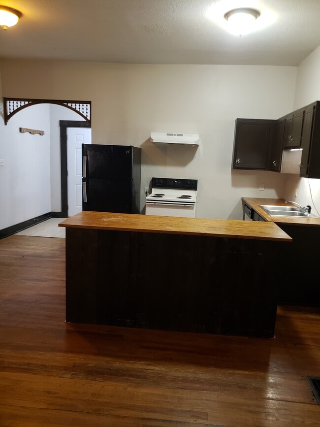 Photo - 1422 Coker Ave Unit Apt 2