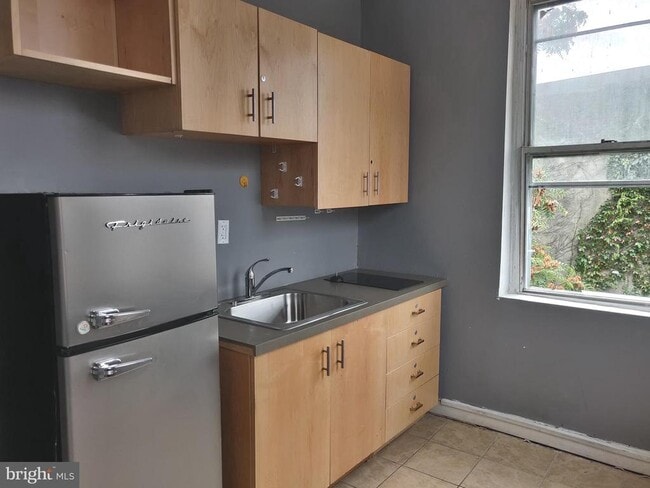 Photo - 644 W Venango St Unidad 2R