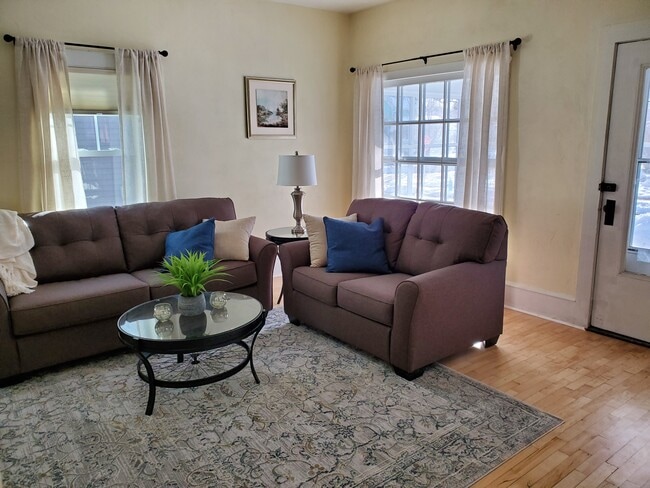 Photo - 1100 E Vine St