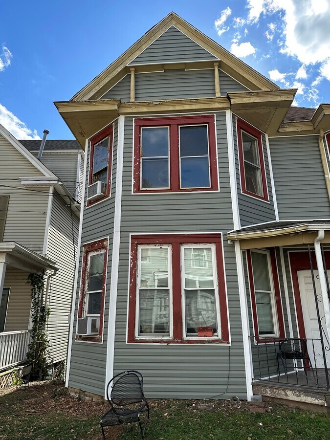 Photo - 386 Forest Ave