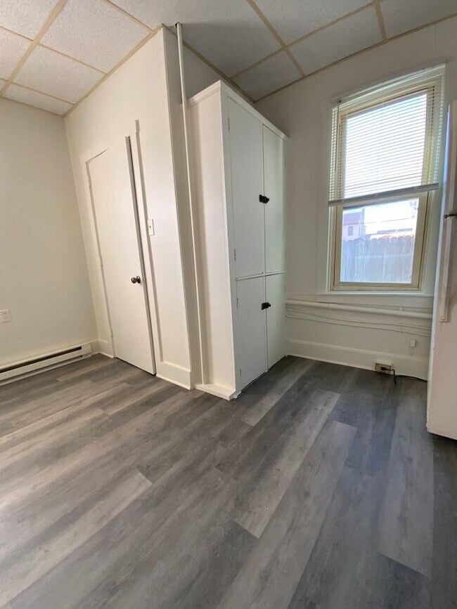 Photo - 37 Railroad Ave Unit 37 RAILROAD AVE. #1