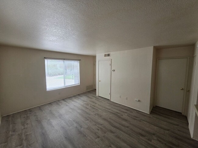 Photo - 1200 S Riordan Ranch St