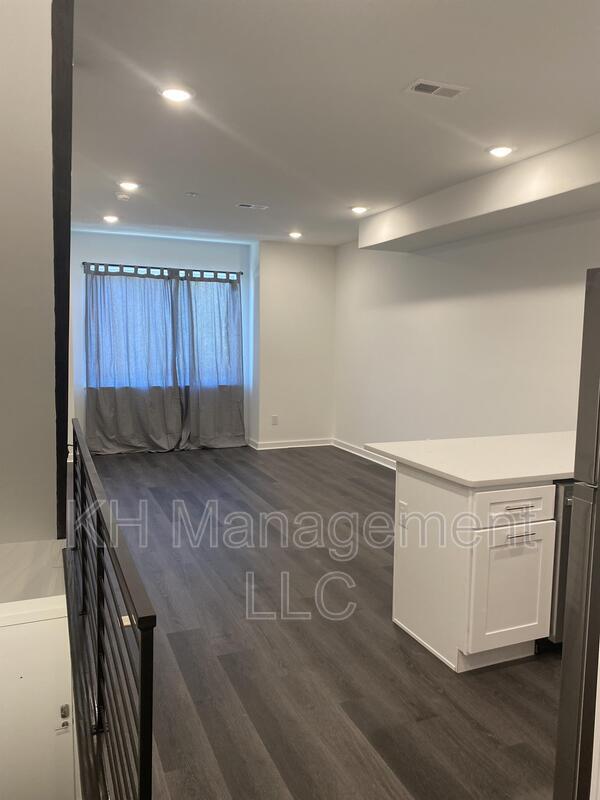 Photo - 2032 N 18th St Unit 2