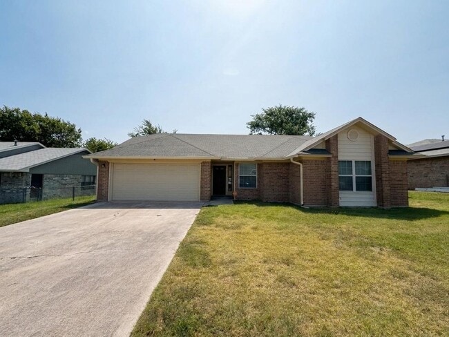Building Photo - 3314 Paintrock Dr