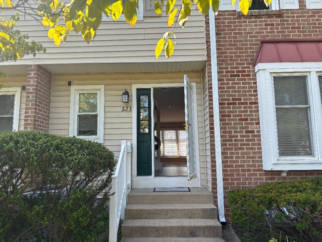 Building Photo - 523 Society Hill Blvd Rental