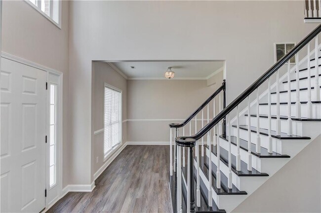 Photo - 3895 Kingsbrook Blvd