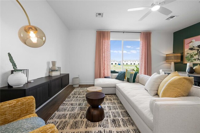 Photo - 2500 Everson St