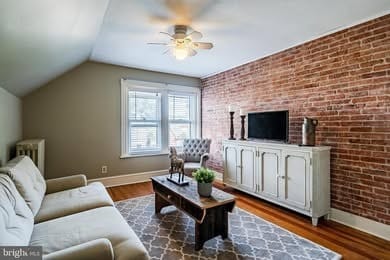 Photo - 704 S Walnut St Unidad 3rd Floor