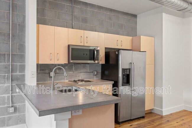 Photo - 3205 N Davidson St Unidad #205