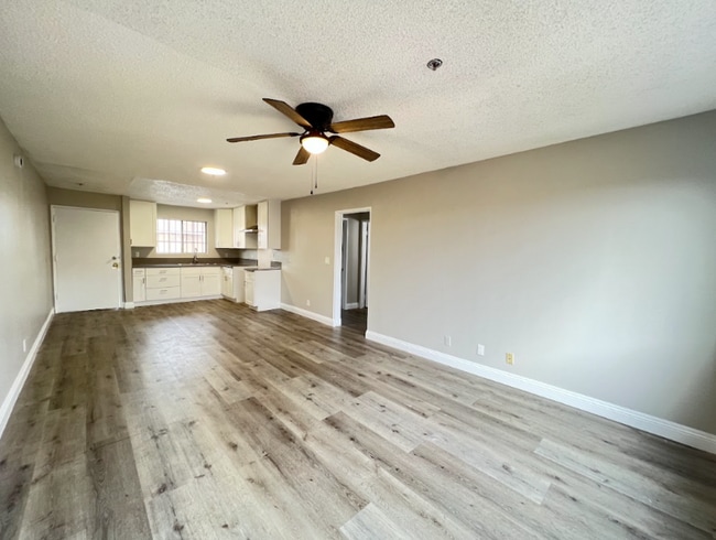 Photo - 8307 S Figueroa St Unit C