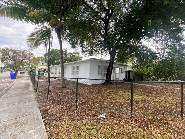 Photo - 5905 NW 3rd Ave Rental