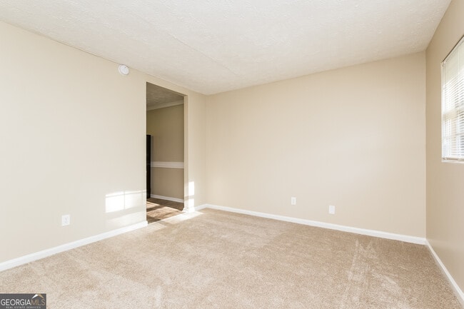 Photo - 8191 Dunellen Ln