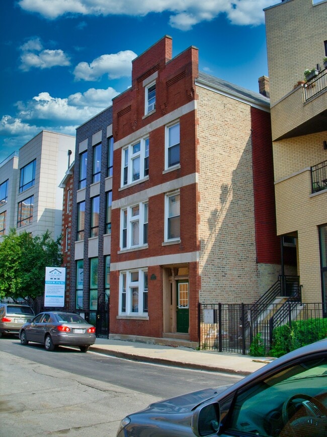 Photo - 1529 Fry W St Apartments Unit 1R