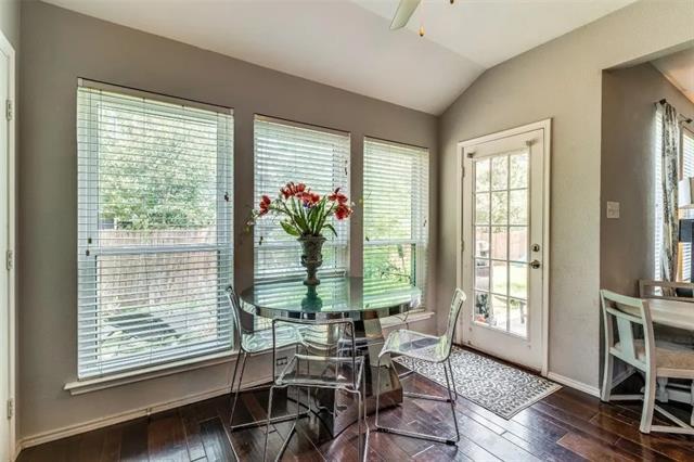 Photo - 1817 Kingsbrook Trail