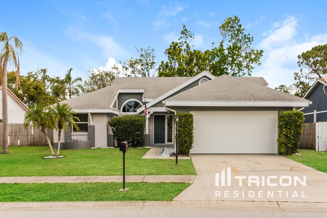 Building Photo - 3727 75 Dr E Rental