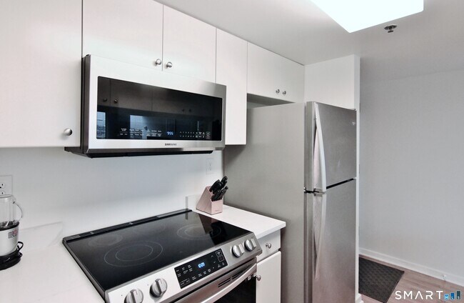 Photo - 127 Greyrock Pl Unidad 1507