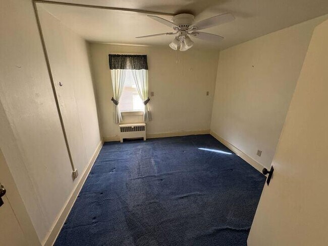 Photo - 212 W Pine Ave