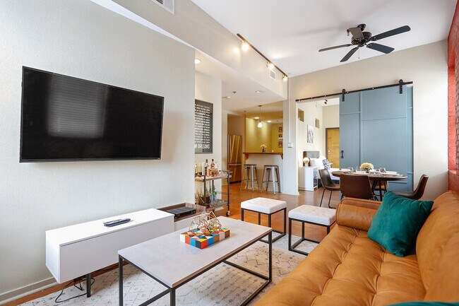 Photo - 1039 Constance St Unit ID1265385P