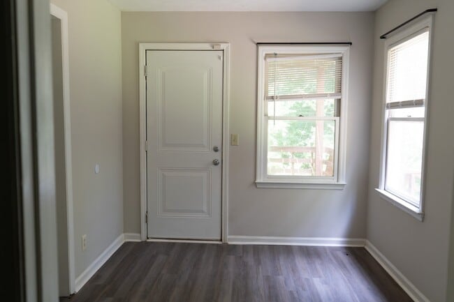 Photo - 6197 Trestlewood Dr Unit A