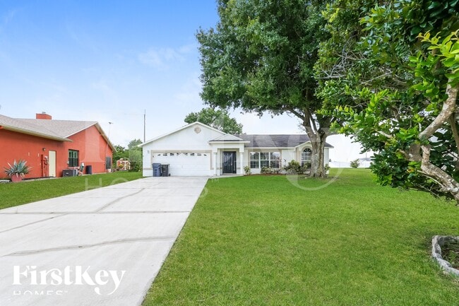 Building Photo - 329 Edgewood Ct