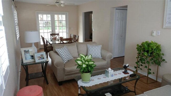 Photo - 411 Sandspur Rd