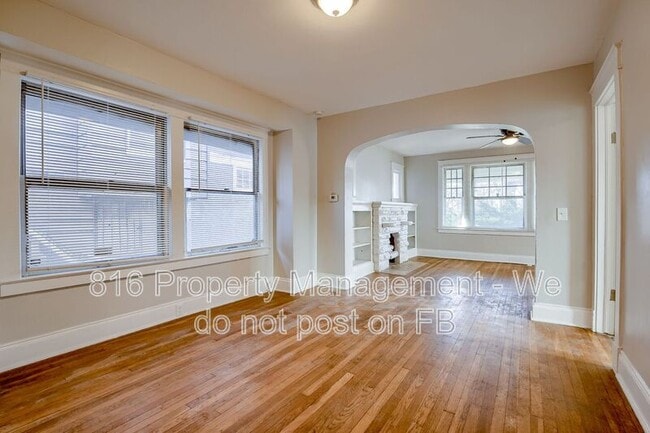 Building Photo - 3935 Agnes Ave