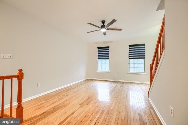 Photo - 8 Katurah Ln