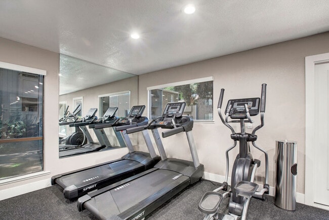 Reserve at Cadillac Apartments