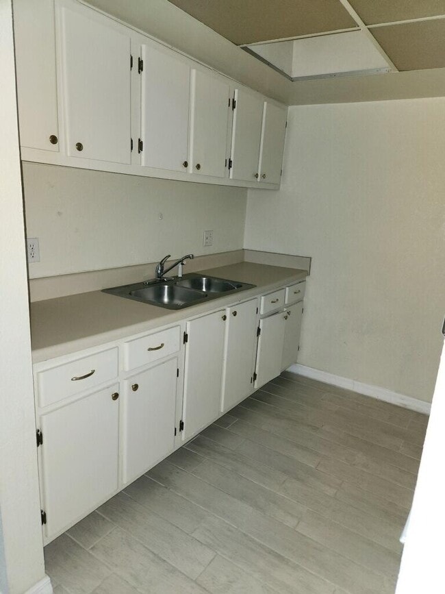 Photo - 2170 Knox McRae Dr Unit 38