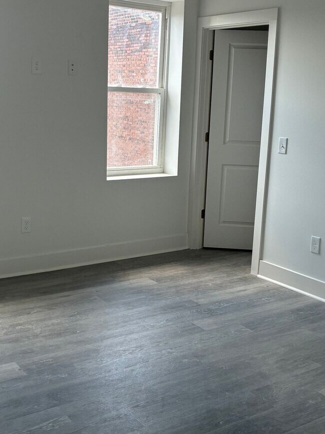 Photo - 1539 Lowrie St Unidad 2